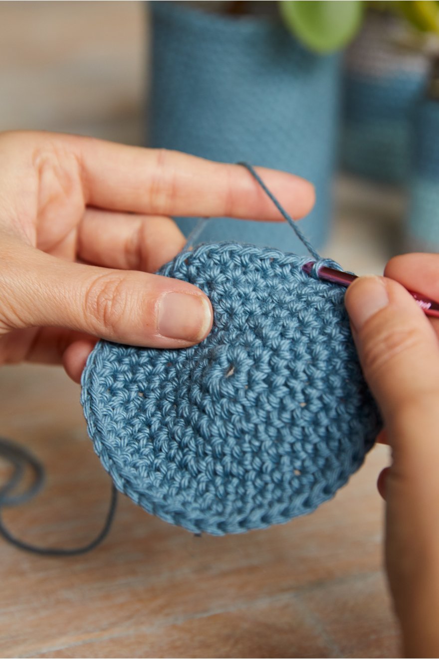 DMC Crochet Kit - The peaceful plant pots