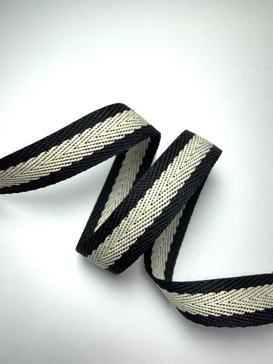 Herringbone woven ribbon