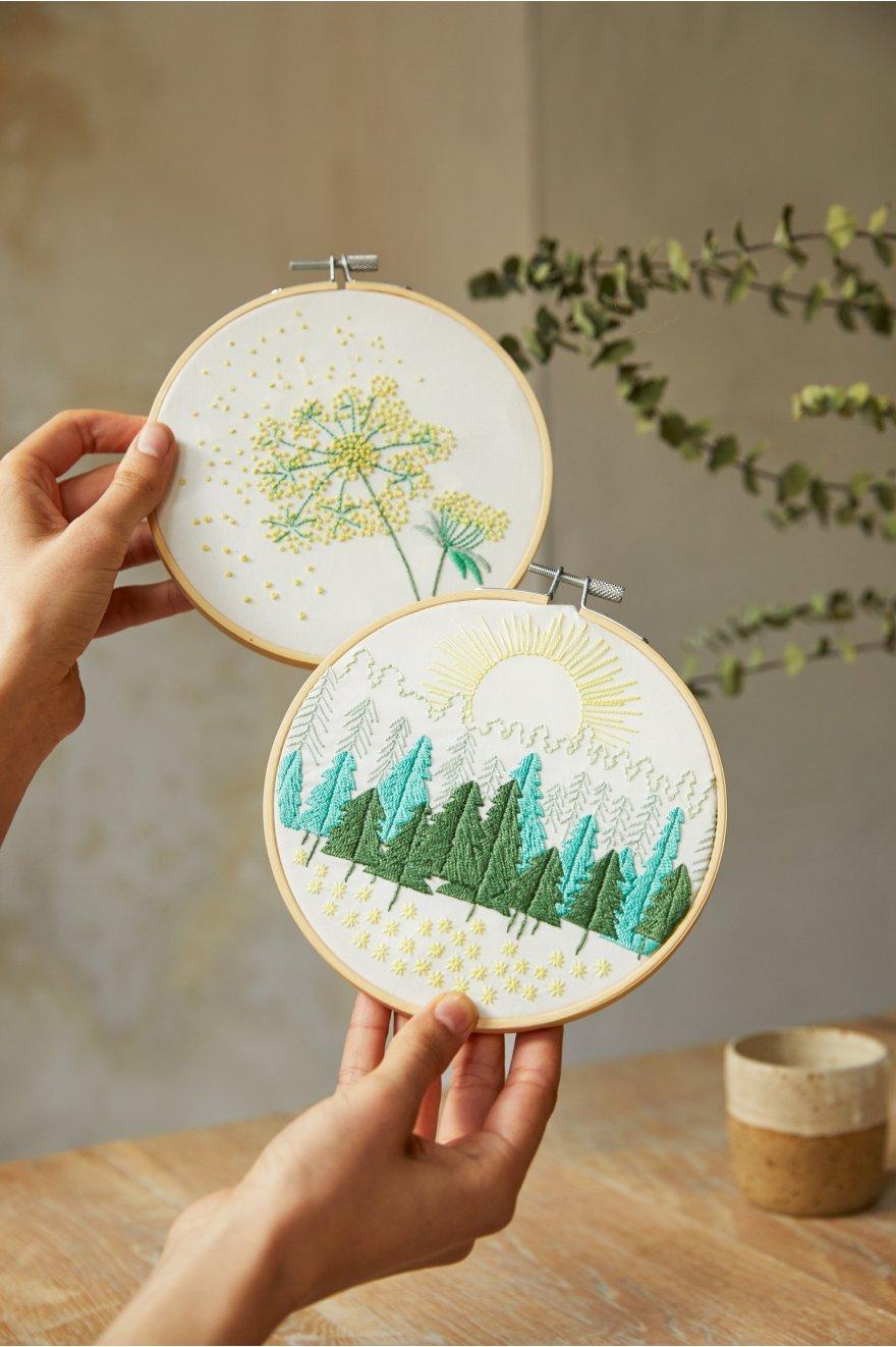 DMC embroidery kit - The woodland walk