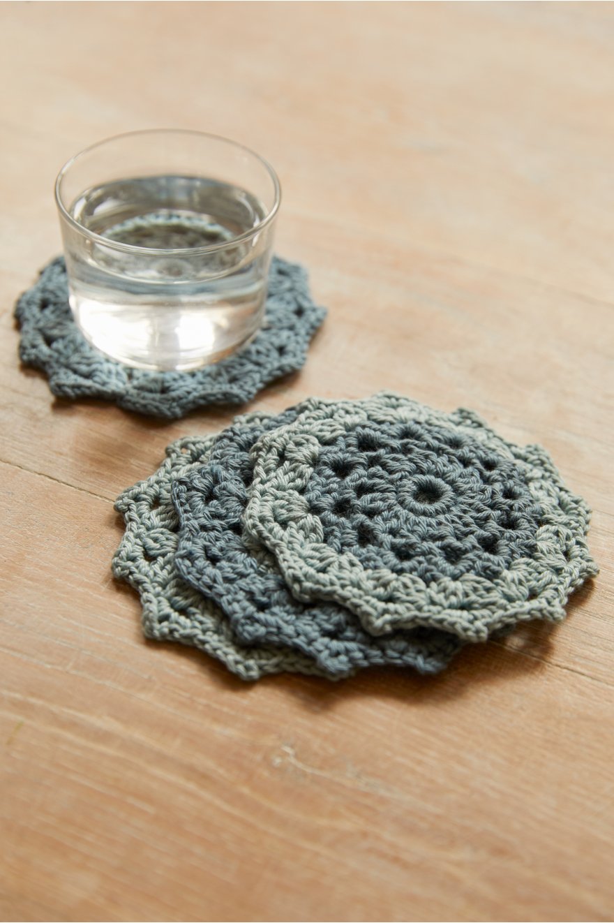 DMC Crochet Kit - The mandala coaster