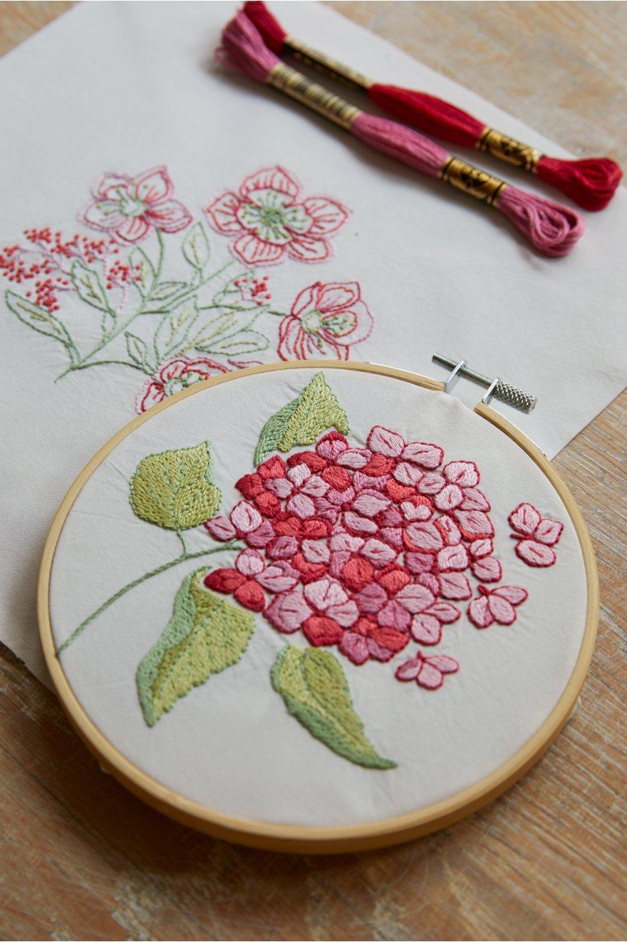 DMC embroidery kit - Morning dew