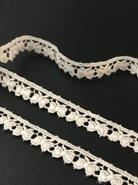 Lace trim 10mm