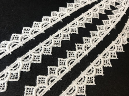 Lace trim 12mm